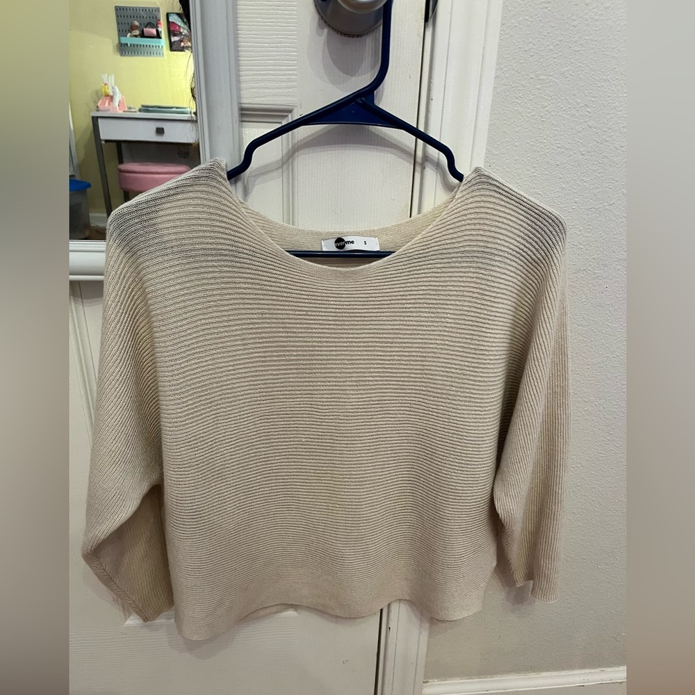 Everme tan sweatshirt size S